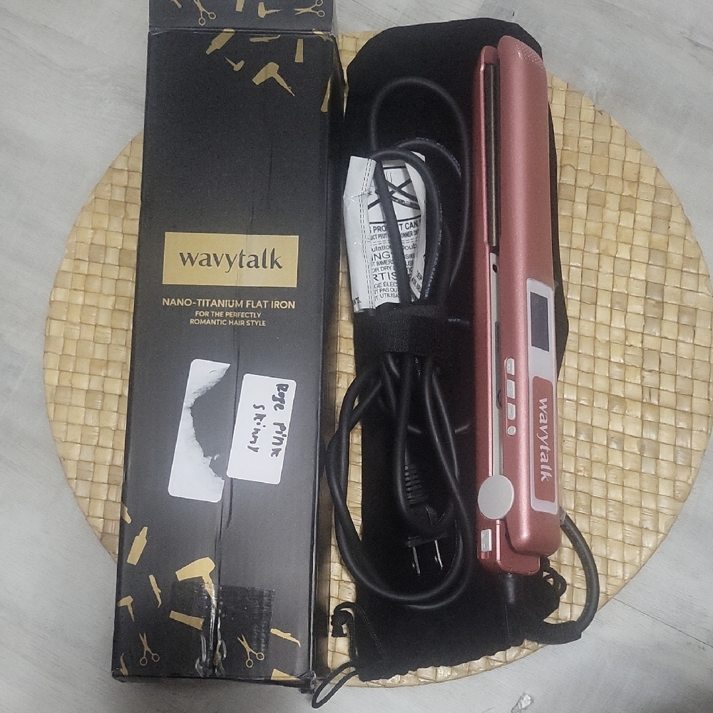 Wavytalk Pink Nano-Titanium Flat Iron